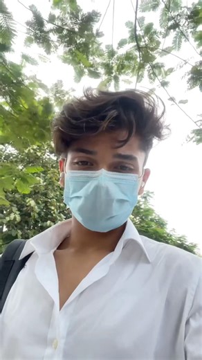 BBA Student and a Tech Enthusiast! 🤔 #bba #collegestudent #tech #shorts