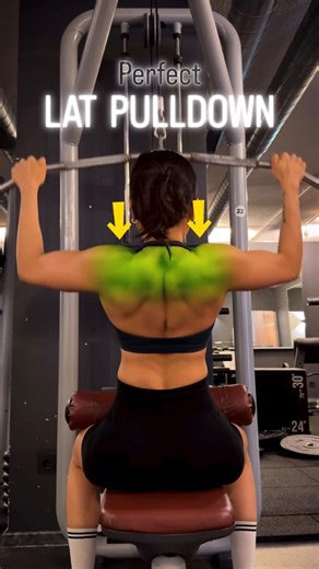 Pulling… but not feeling your lats? 🤔 This one small change makes lat pulldowns hit WAY better 💥 Lat Pulldown - step by step 👇 • Lock thighs in place 🦵 • Chest tall, ribs down 🧍‍♂️ • Pull with elbows, not hands 🎯 • Stop when elbows reach your side ⛔ • Control the stretch at the top 🕒 Bonus tips 🔥 • Shoulders down — no shrugging ⬇️ • Slow reps = more lat tension 💪 • Full range > heavy weight 🏋️‍♂️ 💾 Save this for your next back day & Follow for simple, no-fluff lifting tips 🚀💥 #back 