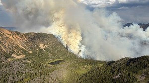Two fires near Sheridan burning over 1,000 acres