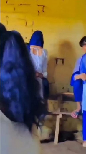 School students kissing video... 😲😲🤭🤭 #viralvideo