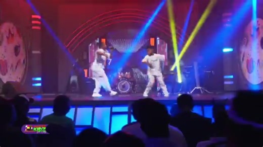 Jasper Blue's Musical Journey Begins on Stage