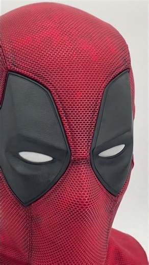 Deadpool mask DP3 #cosplay #ilustrastudios #props #cosplayespaña #coleccionismo #customhelmet