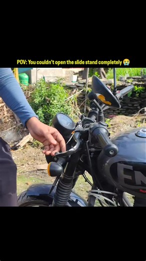 “Bike Gir Gayi 😳 Clutch Lever Tedha! Desi Jugaad Fix 🔧 #royalenfield #hunter350 #accident