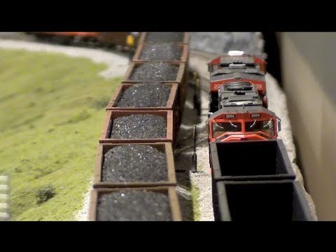 HO Coal Empties Arriving At The Tipple