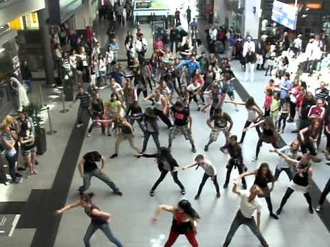 Flashmob Bahnhof Nürnberg