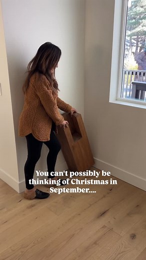 39K reactions · 984 comments | Me 路‍♀️ I am definitely thinking about it  These trees are finally back in stock and is currently on SALE! Mine are 5' and 7' 懶 Comment: SHOP below to receive a DM with the link to this post on my LTK ⬇ https://liketk.it/5p6bT #christmasdecor #homedecor #holidaydecor | Elpetersondesign | Facebook