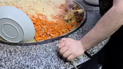 Alijon Osh on Instagram: "Аличон Ош паз ♥️"