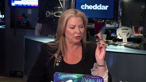 Elf On The Shelf Co-Creator is Ready for Scout Elf Return Week - Are You?