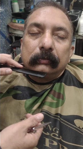 Perfect Mustache Lineup in Seconds ✂️ | ASMR Barber Skills 🔥 #barber #asmr #viral