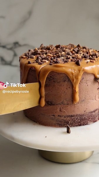 Chocolate Salted Caramel Cake Recipe