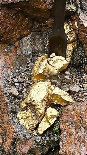Finding Pure Gold in a Rock.⛏️✨