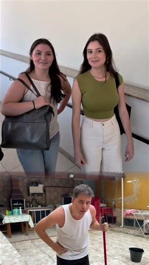 Meaning of vicarious embarrassment