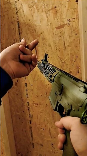 How to reload an M4 like a boss