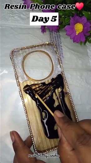 Resin VIRAL Phone case🌸🦋✨️