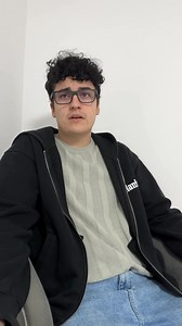 Ca să economisești trebuie să stai doar la job, tu cum economisești? 🤔🤔🤔 | Robert Nastase