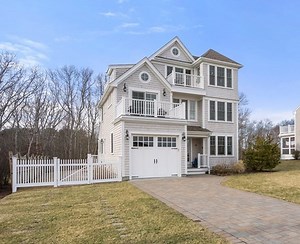 30 Glenwood St, Yarmouth, MA 02673 - MLS 73089510 - Coldwell Banker