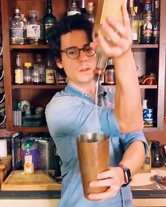 This bartender has some hilarious stories from behind the bar 🍹😂 | FOODbible