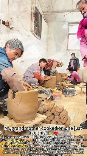 Building a Traditional Clay Stove by Hand! 😮🔥
