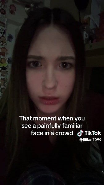 Yababa: Embracing Familiar Faces in Crowds