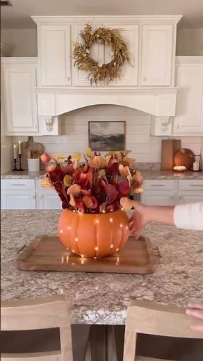 Easy DIY Fall Centerpiece: Cozy Pumpkin Light-Up Arrangement