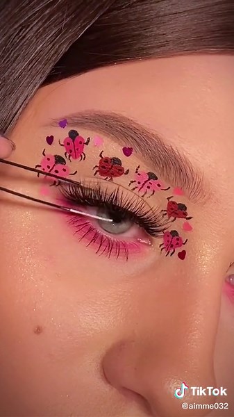 Starry oceans on TikTok