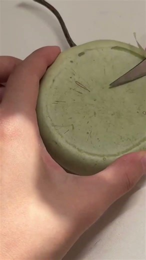 Making decorations from shaped pumpkins step by step