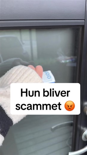 Åh hvis hun dog bare havde tjekket Glod.dk ud først og fået lamperne fra ny 😅 #Sketch #lamper #belysning #indretning #marketplace