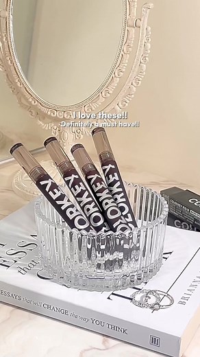 Plump Juicy Lips: ColorKey Black Mirror Glossy Liptint Review