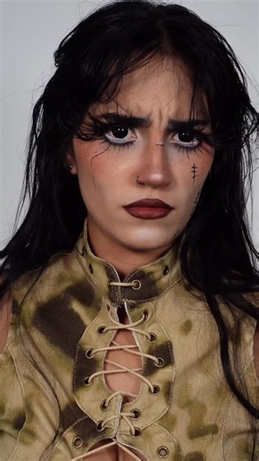 𝐃𝐚𝐧𝐢𝐞𝐥𝐚 𝐎𝐫𝐨𝐳𝐜𝐨 | Resultados 🖤🖤 ib @cindychendesigns #makeupartist #makeuptutorial #makeuptransformation #timburtonstyle | Instagram