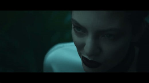Lorde - Team on Make a GIF