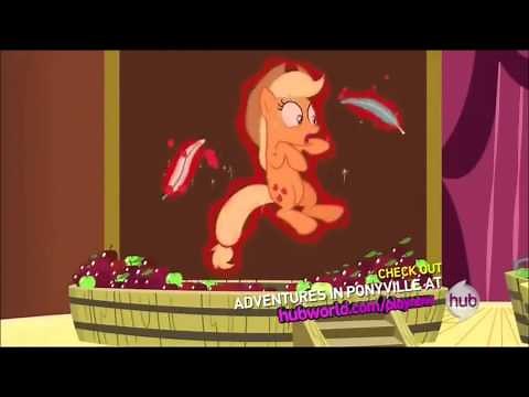 Trixie - (Tickles Applejack)