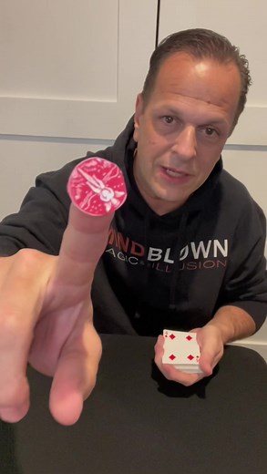 Card Trick Tutorial: How to Create an Optical Illusion with a Playing Card