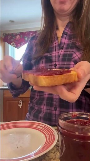 Homemade Bread & Holiday Jam Delight #HomemadeBread #ChristmasJam
