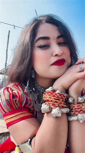 Kaa baa bichaar bandada? Tharu Song Vibes