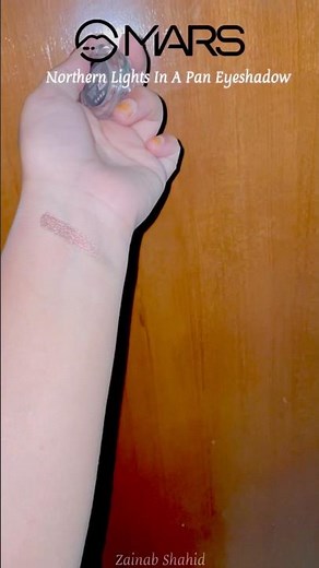 I Tested Real Northern Lights Eyeshadow