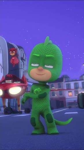 Romeo's Giant Lionelsaurus! 😈 | PJ Masks