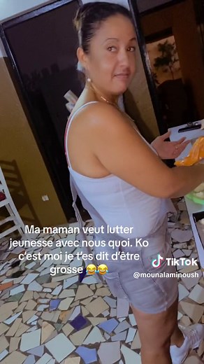 Vidéos de zéro complexe (@mounalaminoush) avec son original - zéro complexe