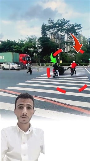 موقف بطولي لاحد سواقين الدراجات يوقف اطار سياره #stories #قصص #ترند