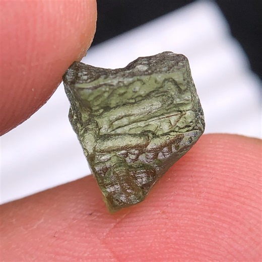 Raw Moldavite Crystal – Czech Republic Tektite, Metaphysical Stone (11.7x10x5.2 Mm) - Etsy