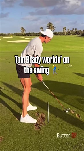 Tom Brady's Holiday Golf Practice
