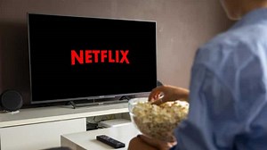 लाइवस्ट्रीम होंगे कॉमेडी स्पेशल और अनस्क्रिप्टिड शो, Netflix लेकर आ रहा है एंटरटेनमेंट का नया तड़का | Zee Business