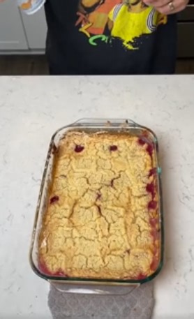 Sweet & Simple Pineapple Cherry Dump Cake Recipe!