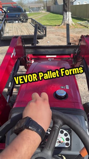 Add some forks to your tractor! Super easy and it will make your trsctor a lot more useful! #forklift #tractor #vevor #palletforks #pallets #forms #farm #farmtractor@Vevor_US