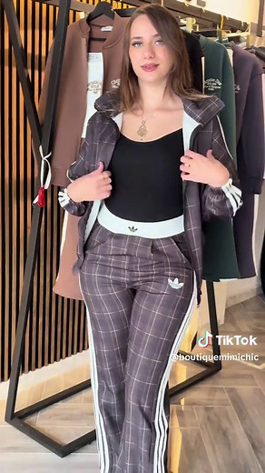 Survêtement Adidas Original : Disponibilité et Couleurs