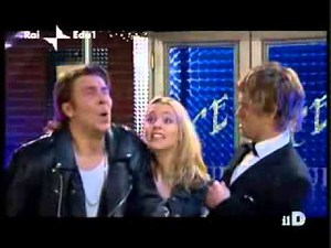 Extra English 15 The bouncer