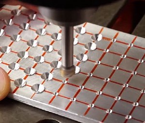 6.3M views · 7.8K reactions | Metal Works! Building Unique Phone Cases That Stand Out! | 5-Minute Crafts | Facebook