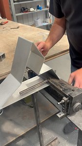 23K views · 709 reactions | WATCH #TEAMELLIS FABRICATE BUILT UP LETTERS 藺 Our built up letters are all fabricated by hand, thanks to the skilled #teamellis metal shop ‍ This old school process allows us to include every detail, as well as giving us the highest level of quality control ‍ These letters will be powder coated and fitted with cabachon bulbs  . #signs #signage #metalshop #metalworkers #fabrication #3dletters #builtupletters | Ellis Signs | Facebook