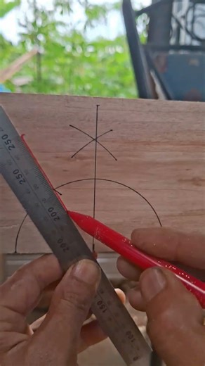 How many degrees are the remaining angles, use your math formula #woodworking #diyhack #short