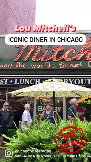 Iconic Chicago Diner Since 1923 | Lou Mitchell's Breakfast Delights