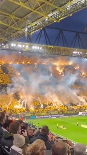 Borussia Dortmund fans pyro show against Bayern Munich